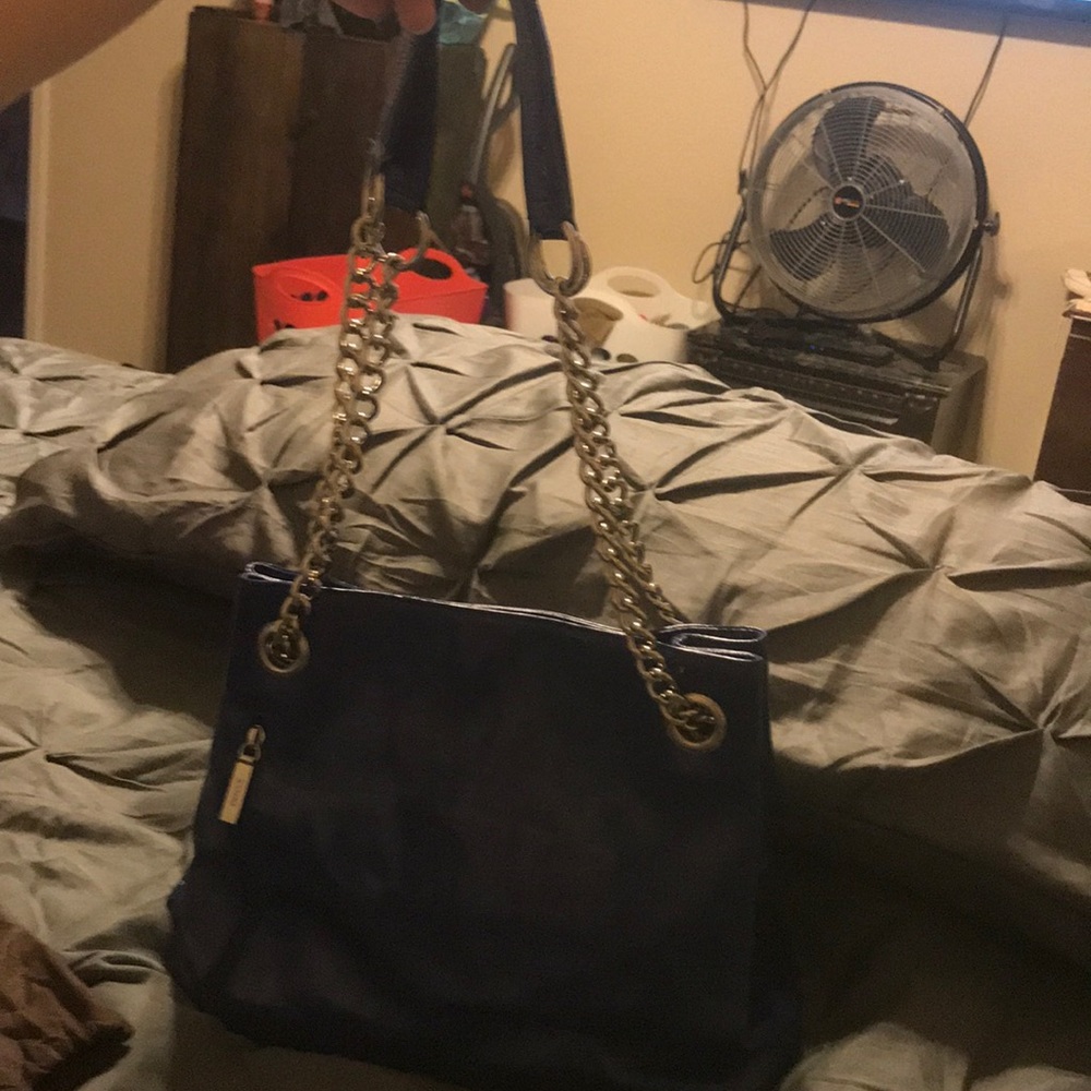 HOBO Handbag - Picture 2 of 8
